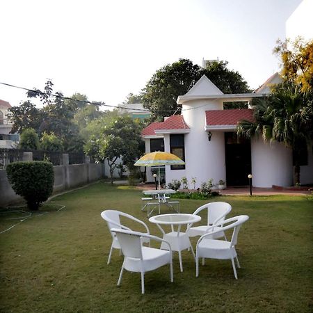 Willa Sukoon Farm Gurgaon Zewnętrze zdjęcie